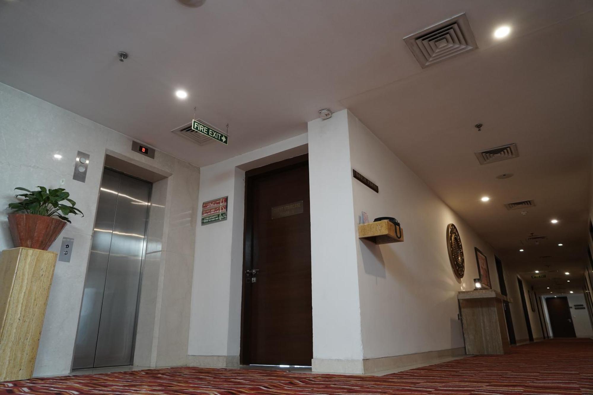 The Alcor Hotel Jamshedpur Exterior photo