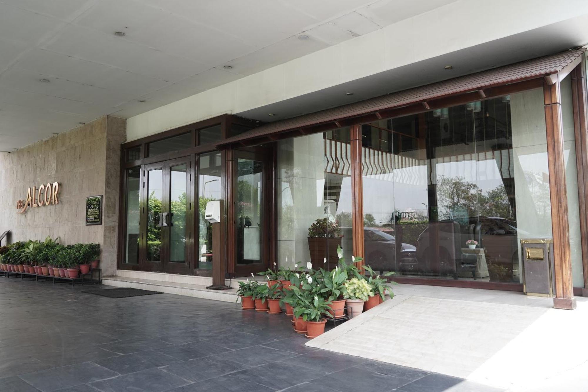 The Alcor Hotel Jamshedpur Exterior photo