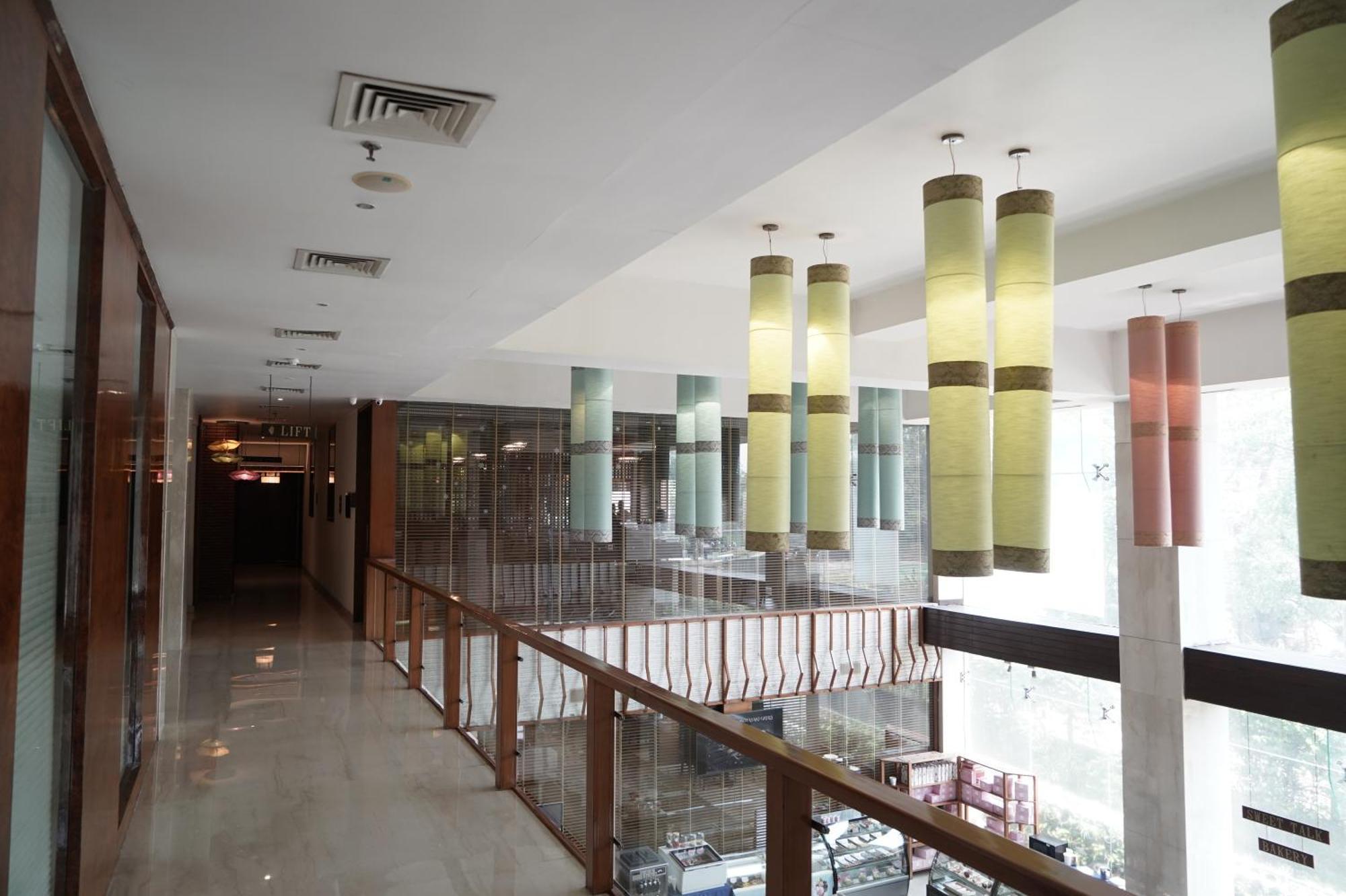 The Alcor Hotel Jamshedpur Exterior photo